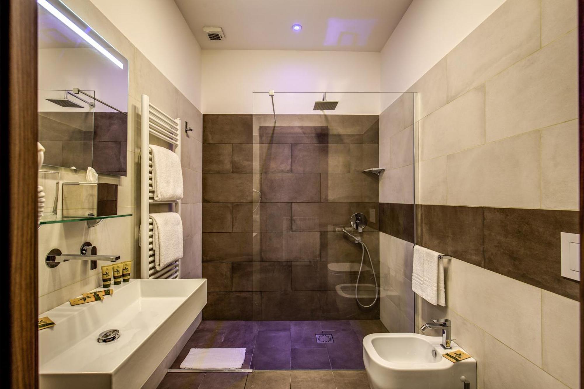 H501 Luxury Roma